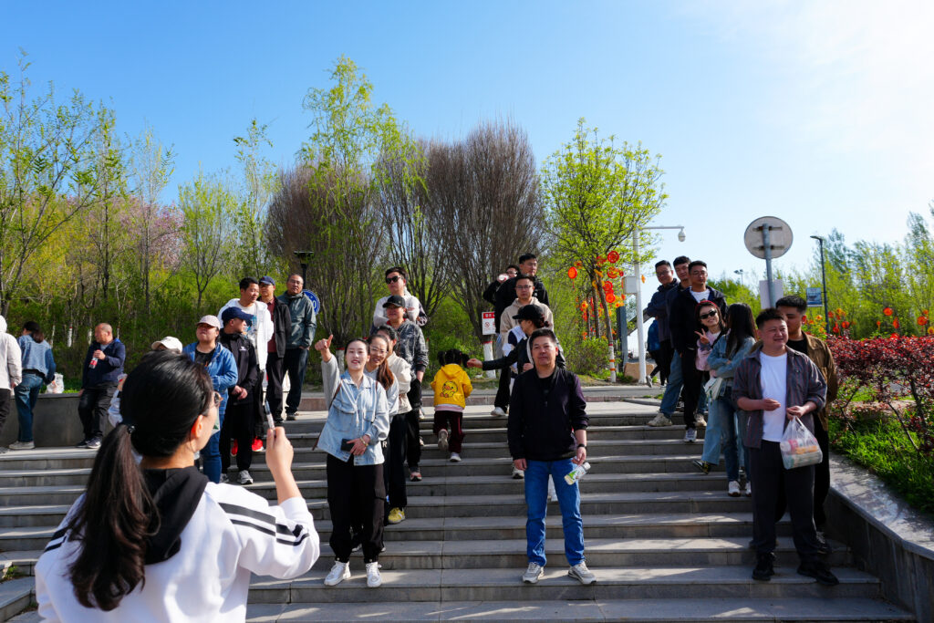 绿径同行·步筑新途 | lol竞猜平台物流团队徒步团建之旅